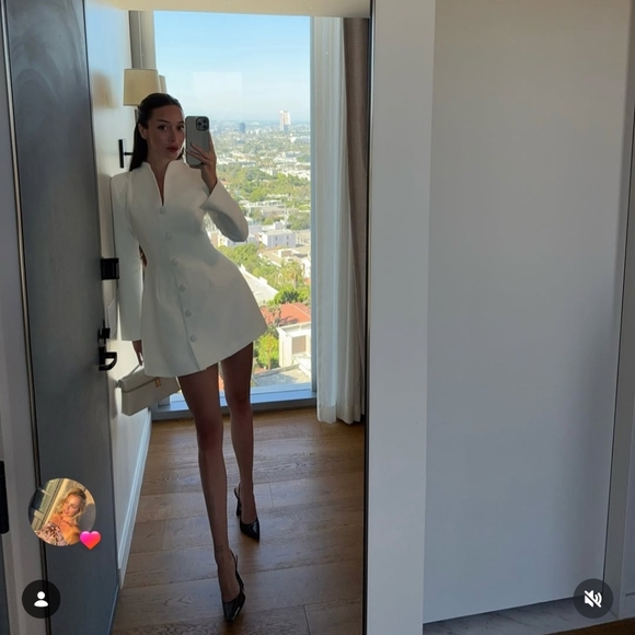 Dress - Picture 6 of 11